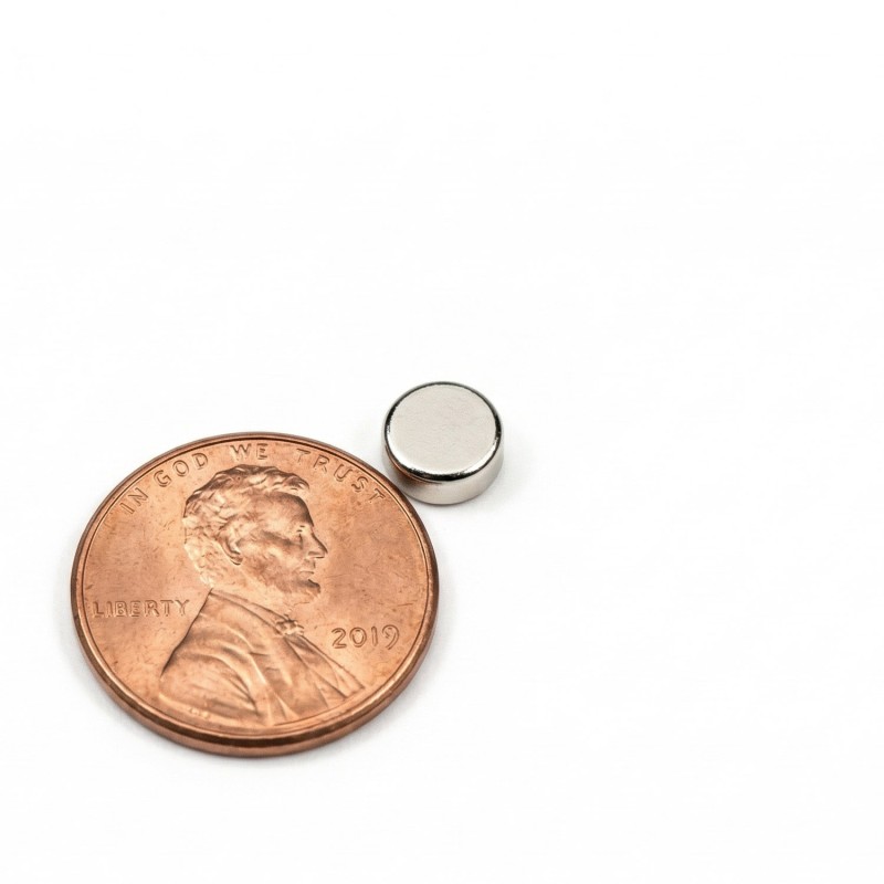 6mm x 3mm 15/64in x 1/8in N52 Discs Rare Earth Neodymium Magnet 6x3mm 6mm x 3mm 15/64in x 1/8in N52 Discs Rare Earth Neodymium Magnet 6x3mm